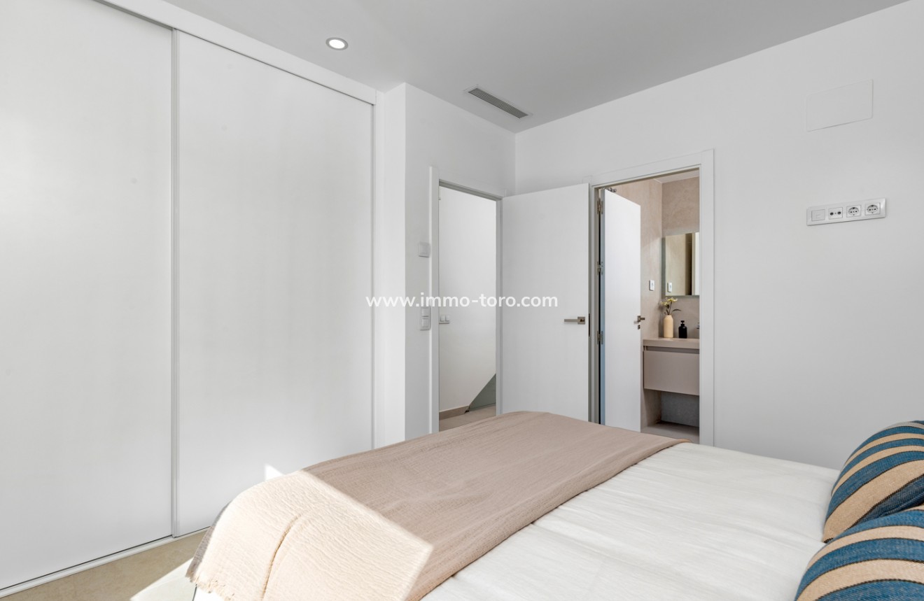 Nueva construcción  - Villa / Chalet - Pilar de la Horadada