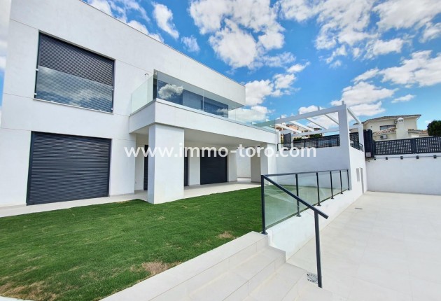 New Build - Villa - Manilva - La Duquesa