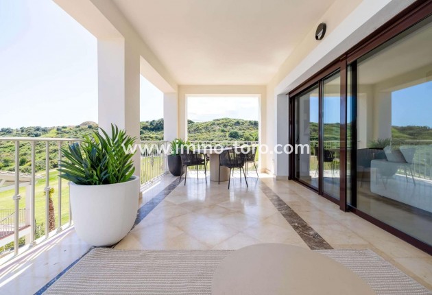 Nueva construcción  - Villa / Chalet - Estepona - Azata Golf
