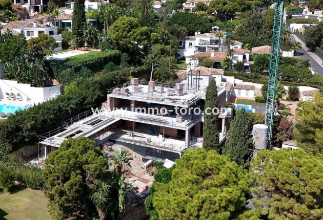 Nueva construcción  - Villa / Chalet - Marbella - Cascada De Camojan