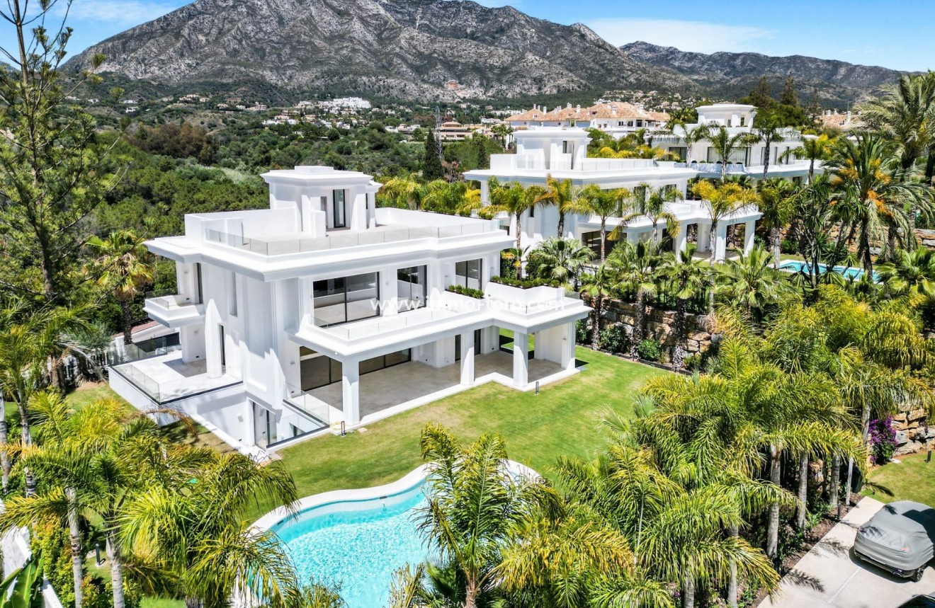 New Build - Villa - Marbella - Lomas De Marbella Club