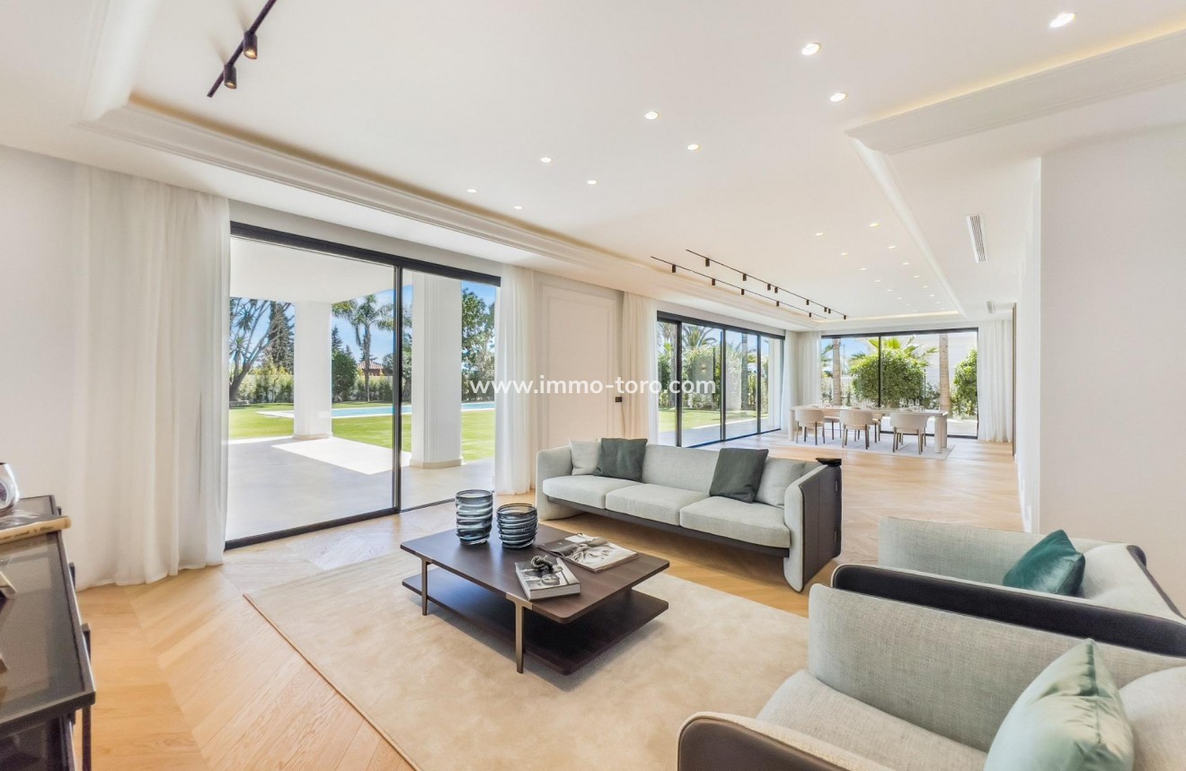New Build - Villa - Marbella - Lomas De Marbella Club