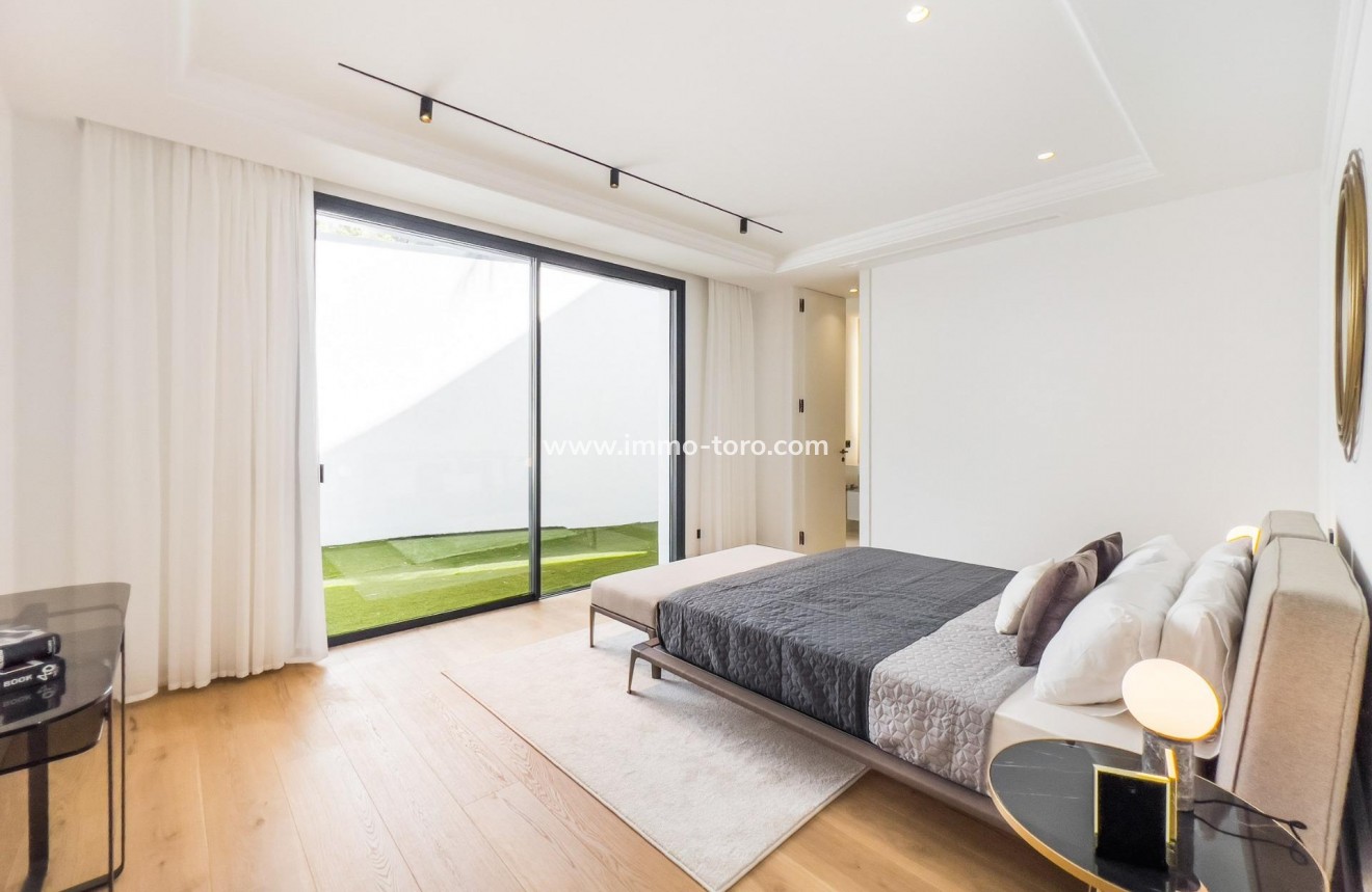 New Build - Villa - Marbella - Lomas De Marbella Club