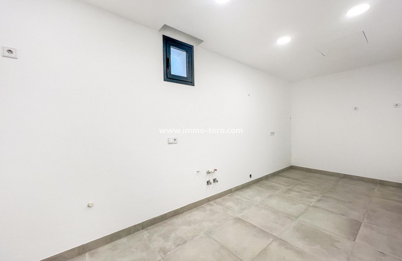 New Build - Villa - Marbella - Lomas De Marbella Club