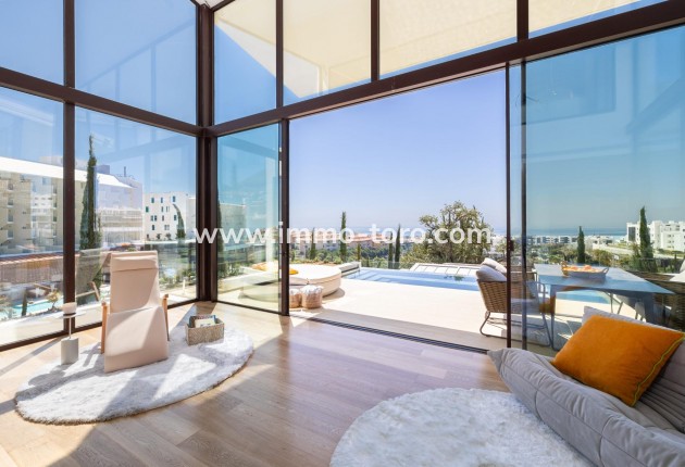 New Build - Detached house / Townhouse - Fuengirola - Higueron