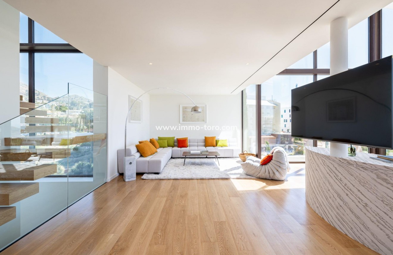 New Build - Detached house / Townhouse - Fuengirola - Higueron