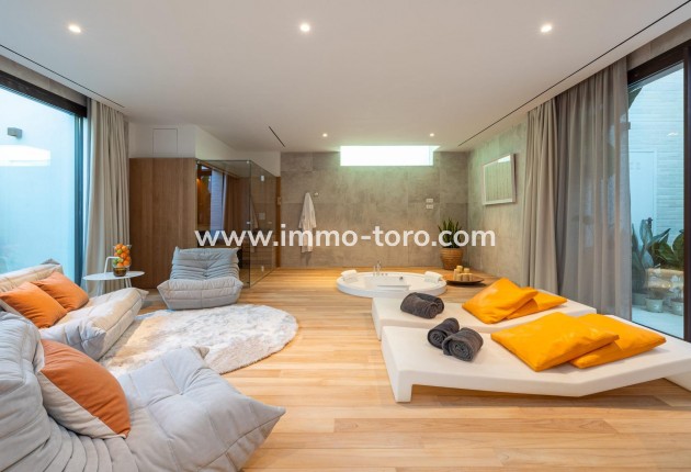 New Build - Detached house / Townhouse - Fuengirola - Higueron