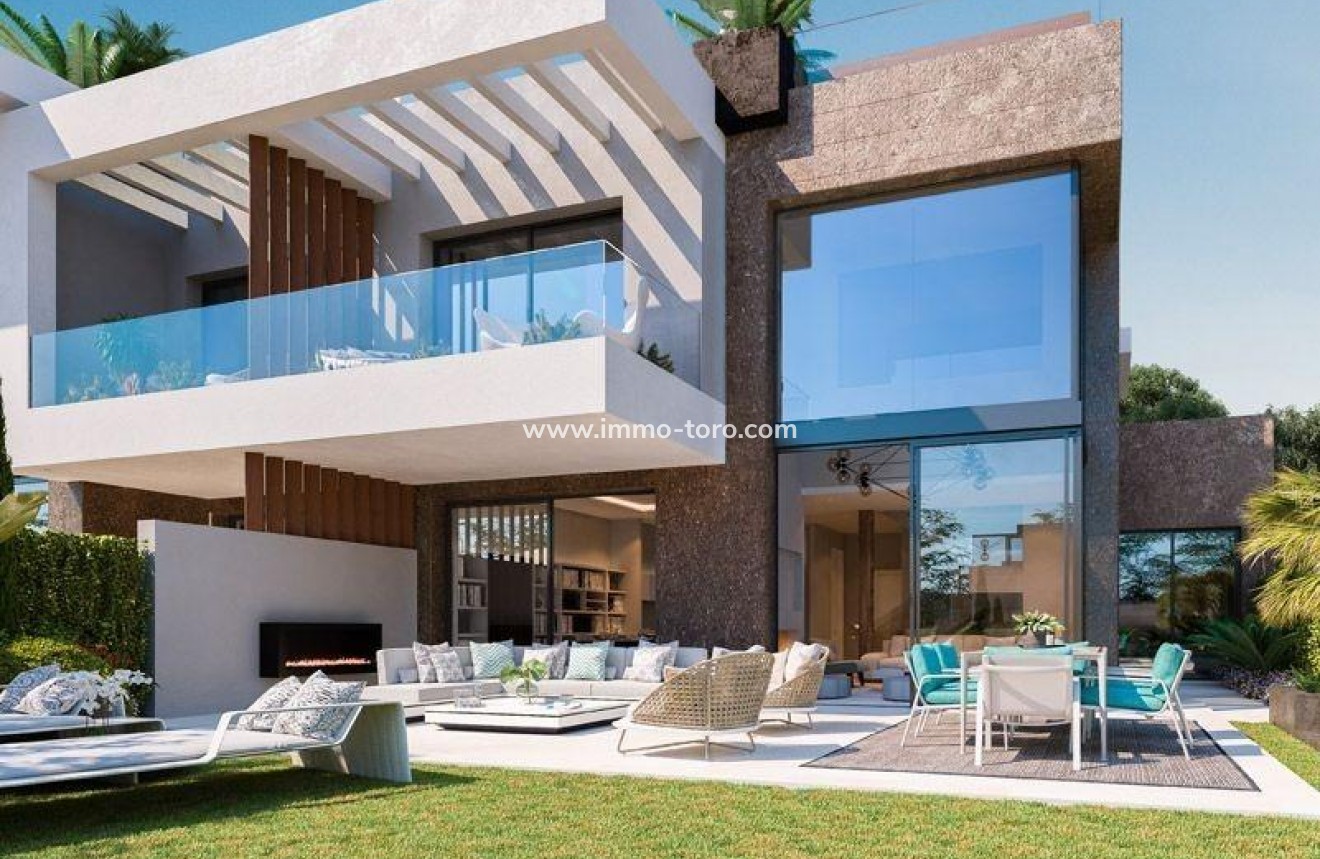 New Build - Detached house / Townhouse - Marbella - Rio Real Golf