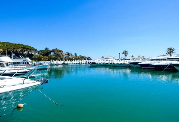 Nieuwbouw - Appartement  - Marbella - Cabopino Golf