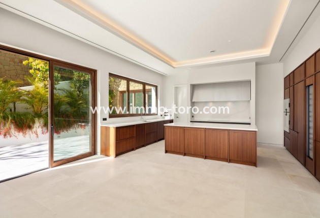 Nieuwbouw - Villa - Casares - Pedregales