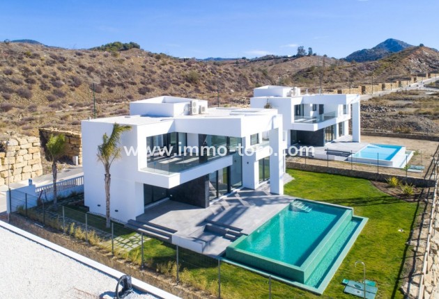 Nueva construcción  - Villa / Chalet - Málaga - Limonar