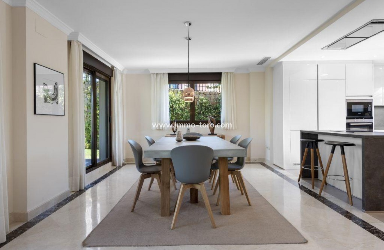 Nieuwbouw - Geschakelde woning - Estepona - Azata Golf Estepona Oeste