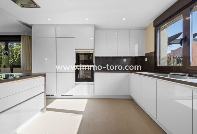 Nieuwbouw - Geschakelde woning - Estepona - Azata Golf Estepona Oeste