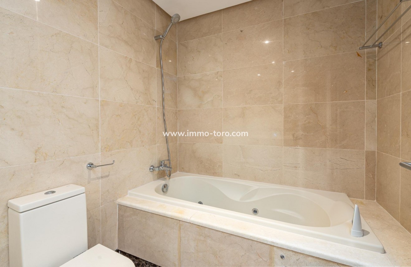 Nieuwbouw - Geschakelde woning - Estepona - Azata Golf Estepona Oeste