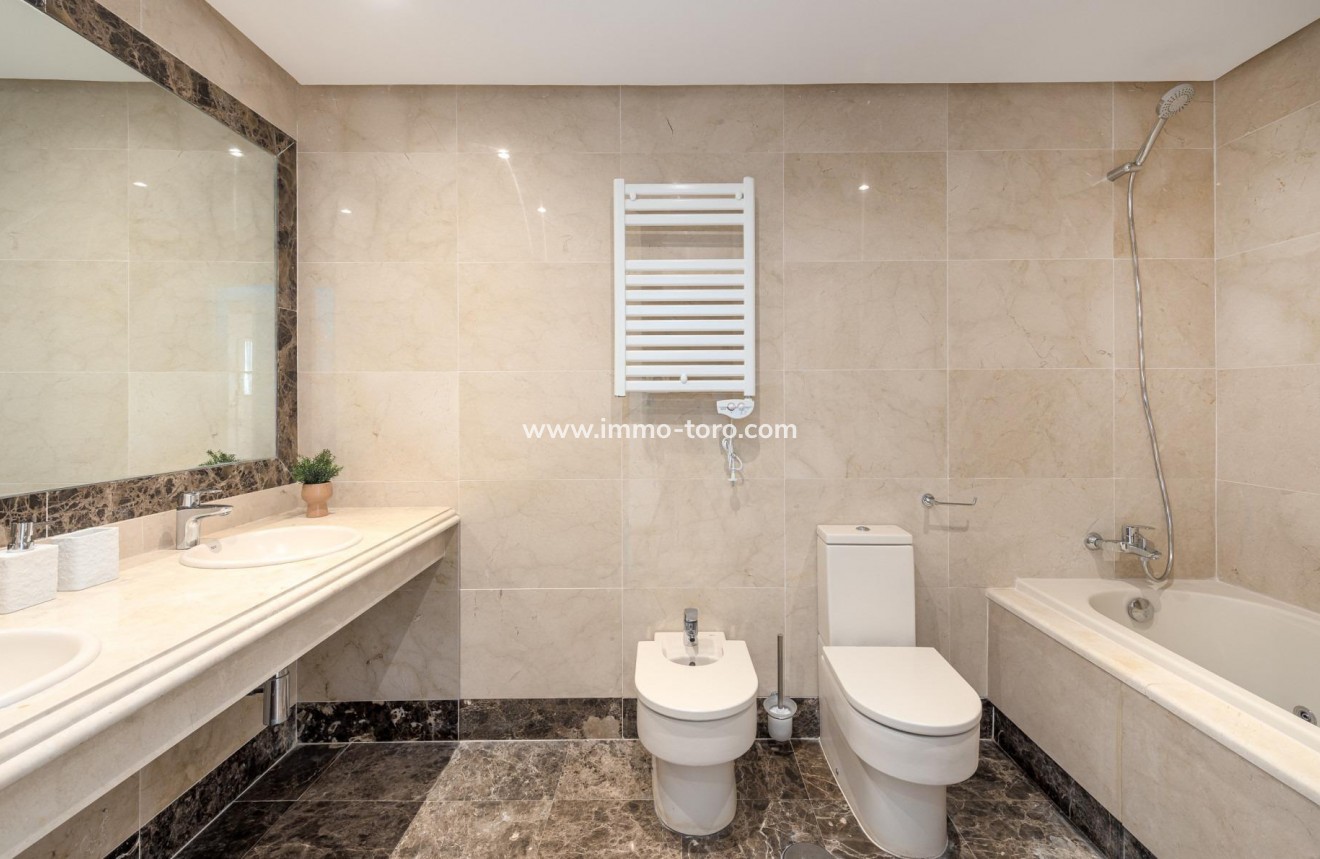 Nieuwbouw - Geschakelde woning - Estepona - Azata Golf Estepona Oeste