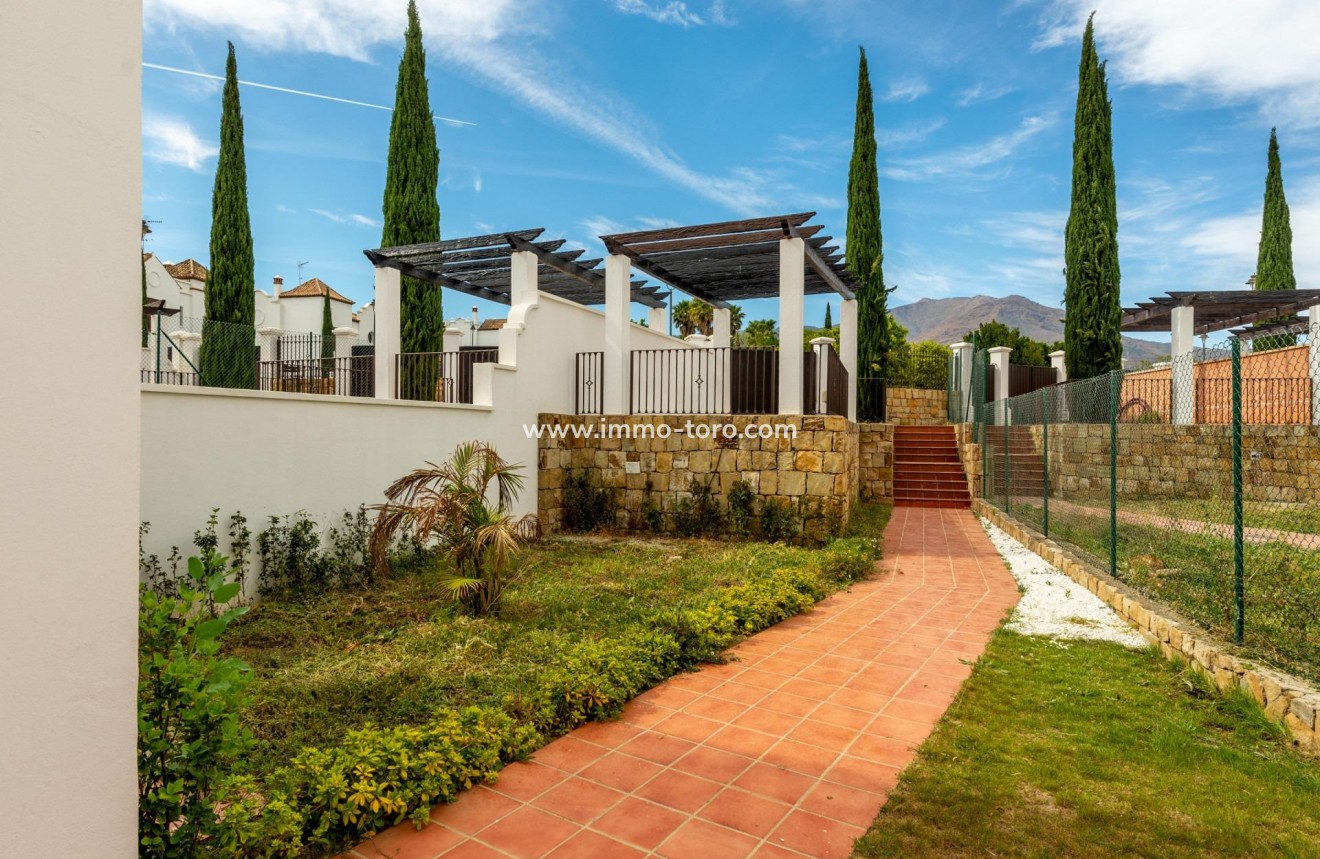 Nieuwbouw - Geschakelde woning - Estepona - Azata Golf Estepona Oeste