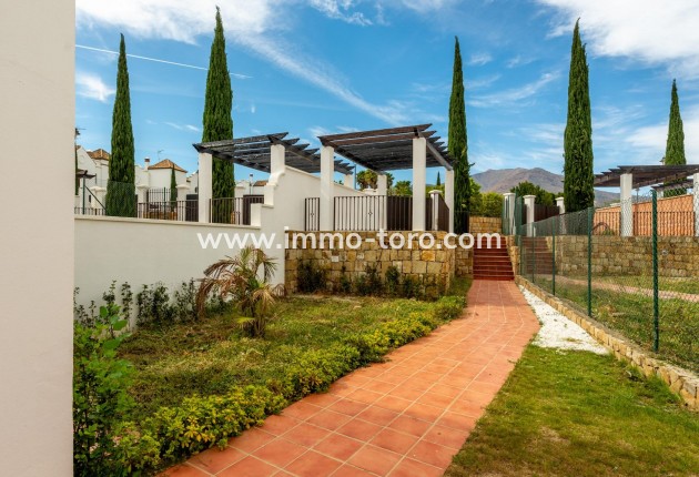 Nieuwbouw - Geschakelde woning - Estepona - Azata Golf Estepona Oeste