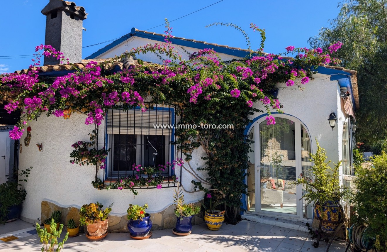 Venta - Villa / Chalet - Benitachell