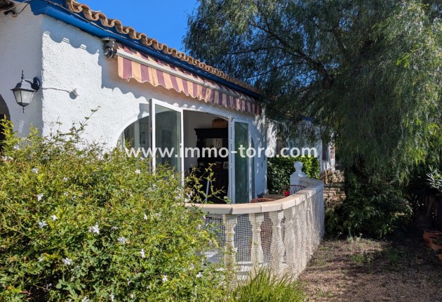 Venta - Villa / Chalet - Benitachell