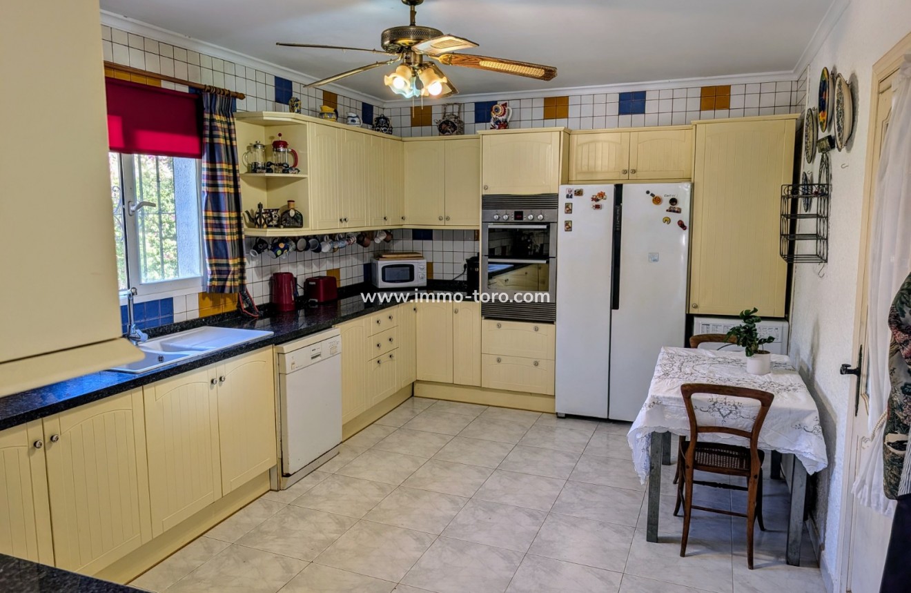 Venta - Villa / Chalet - Benitachell