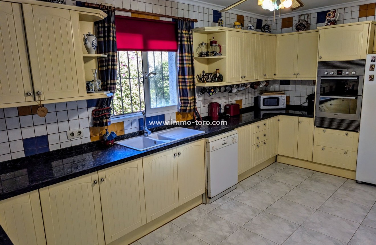 Venta - Villa / Chalet - Benitachell