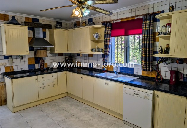 Venta - Villa / Chalet - Benitachell