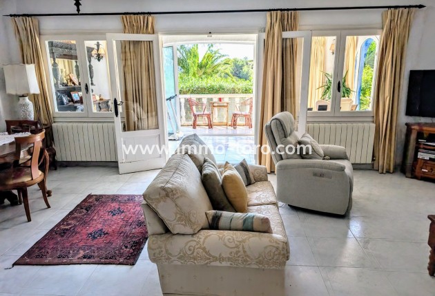 Venta - Villa / Chalet - Benitachell