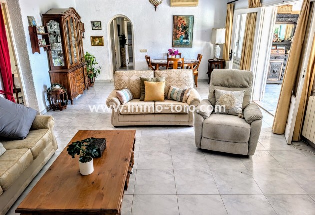 Venta - Villa / Chalet - Benitachell