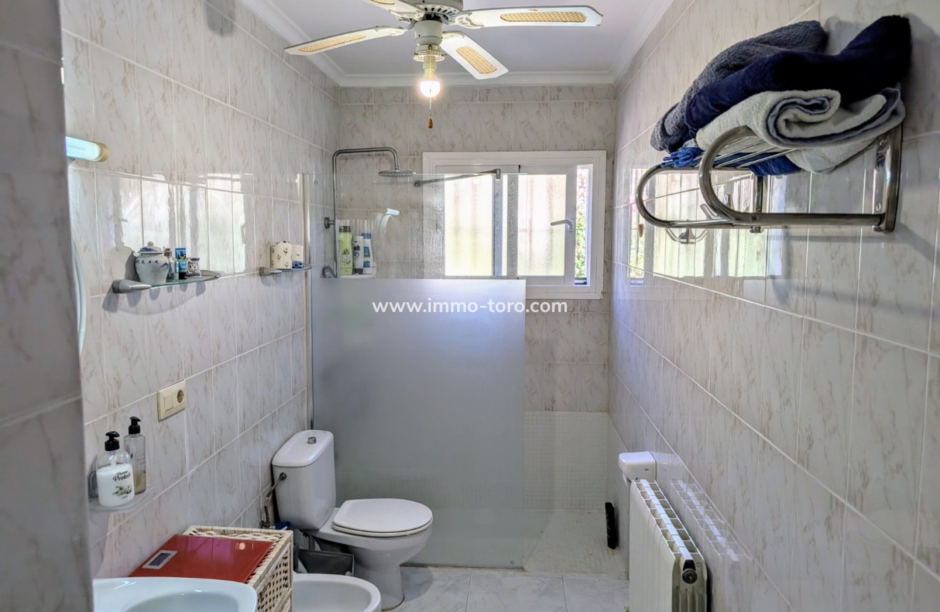 Venta - Villa / Chalet - Benitachell