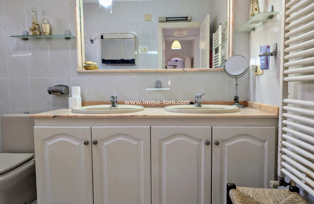 Venta - Villa / Chalet - Benitachell