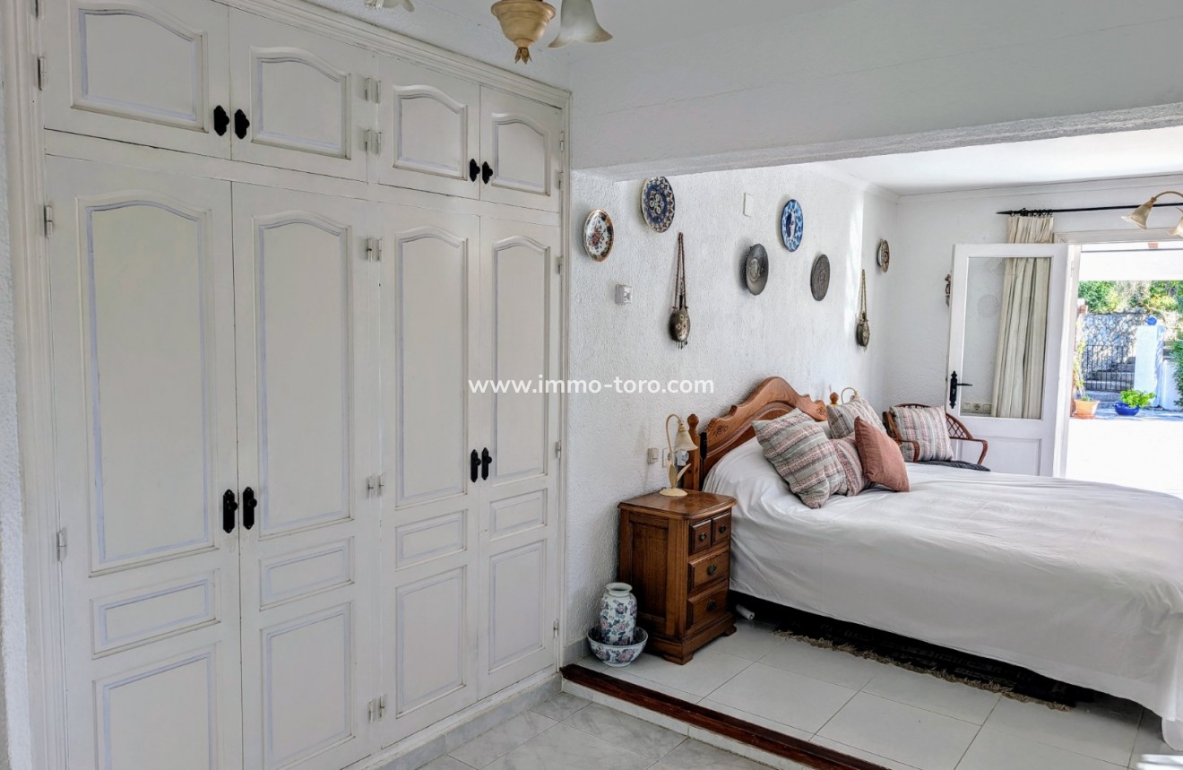 Venta - Villa / Chalet - Benitachell