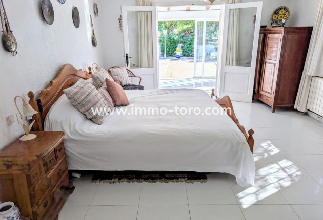 Venta - Villa / Chalet - Benitachell