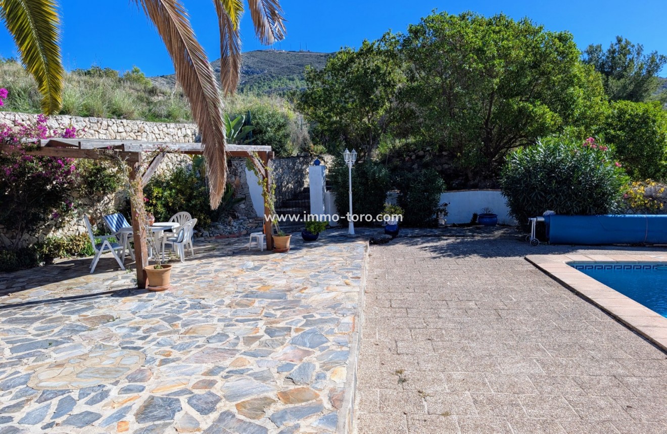 Venta - Villa / Chalet - Benitachell