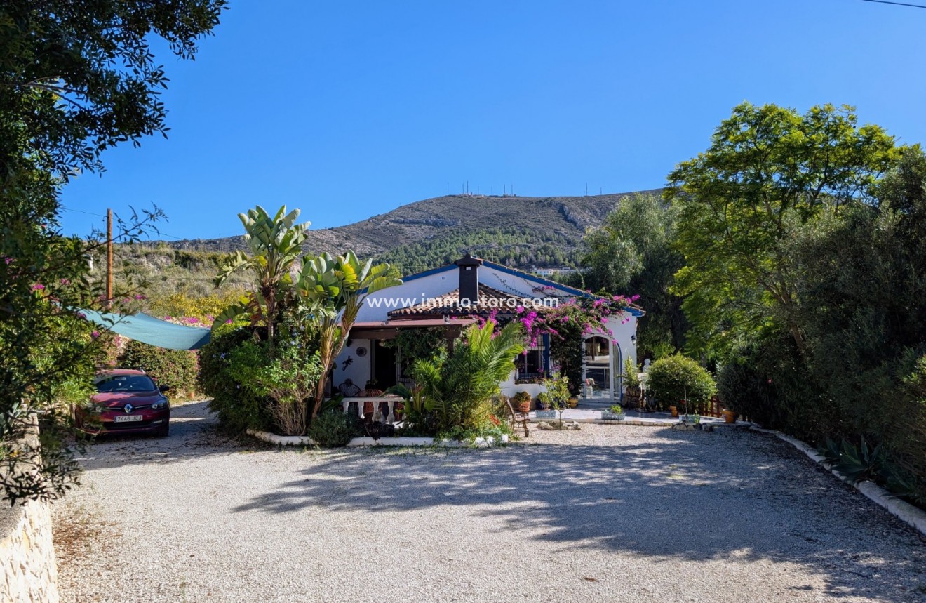 Venta - Villa / Chalet - Benitachell