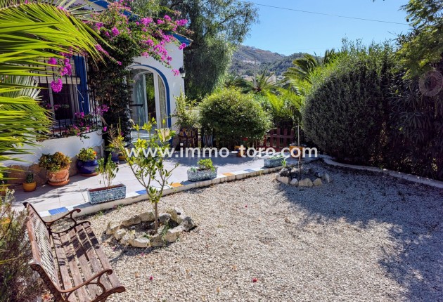 Venta - Villa / Chalet - Benitachell