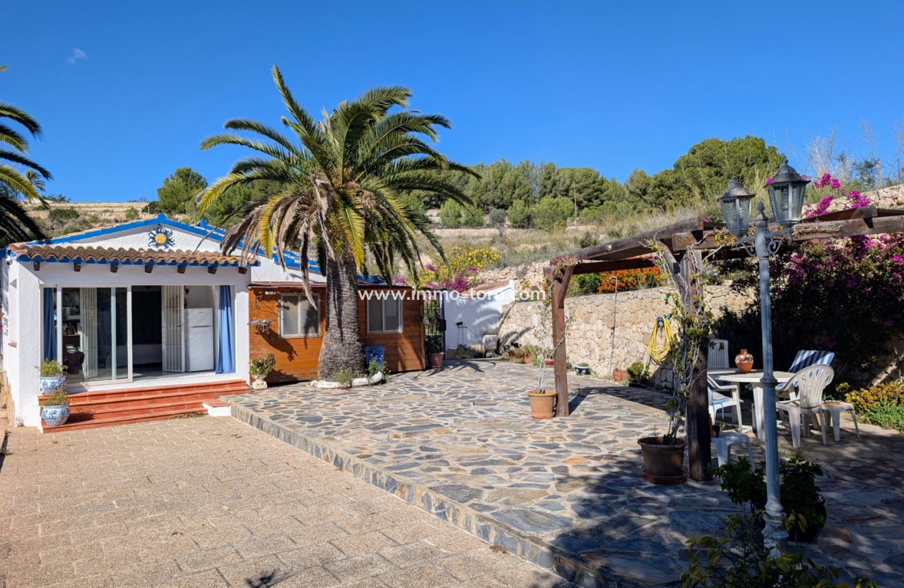 Venta - Villa / Chalet - Benitachell