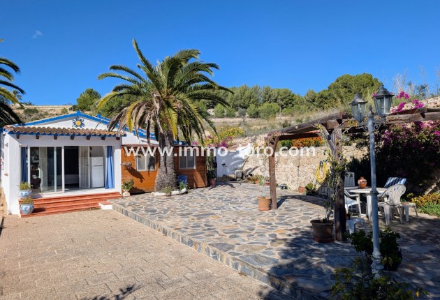 Venta - Villa / Chalet - Benitachell
