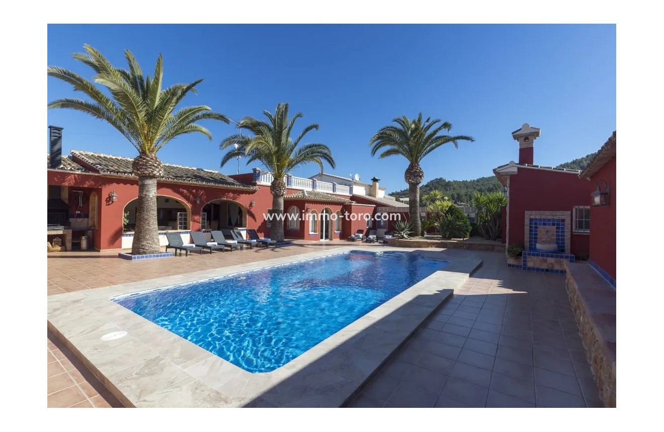 Venta - Villa / Chalet - Jalon - Jalón