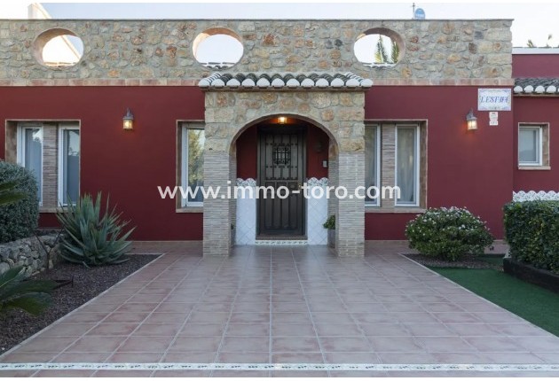 Venta - Villa / Chalet - Jalon - Jalón
