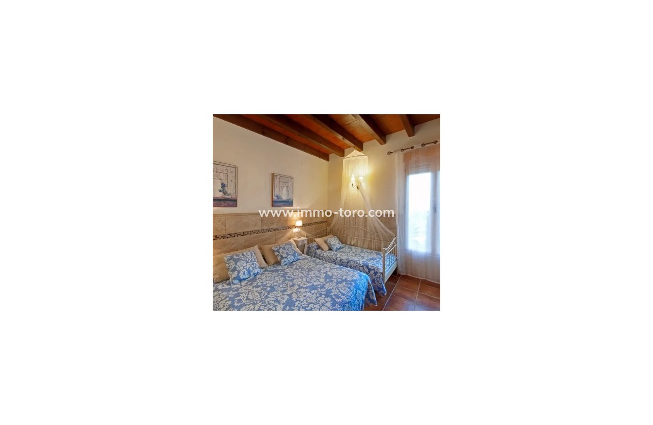 Venta - Villa / Chalet - Jalon - Jalón