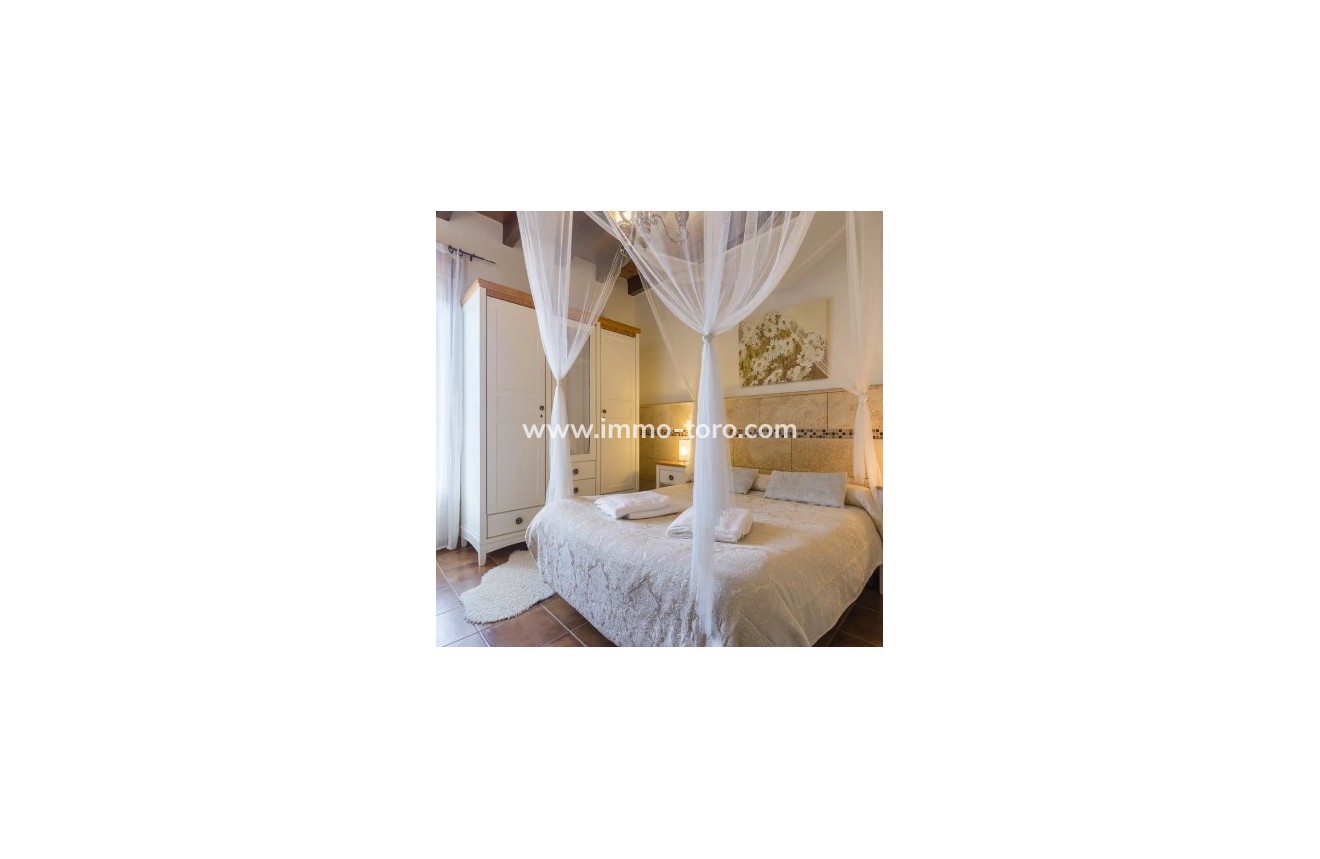 Venta - Villa / Chalet - Jalon - Jalón