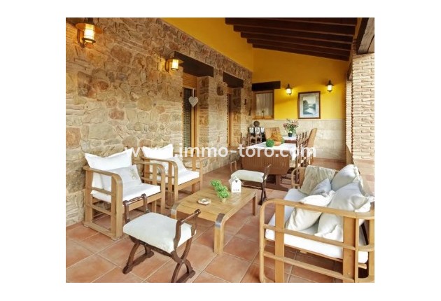Venta - Villa / Chalet - Jalon - Jalón