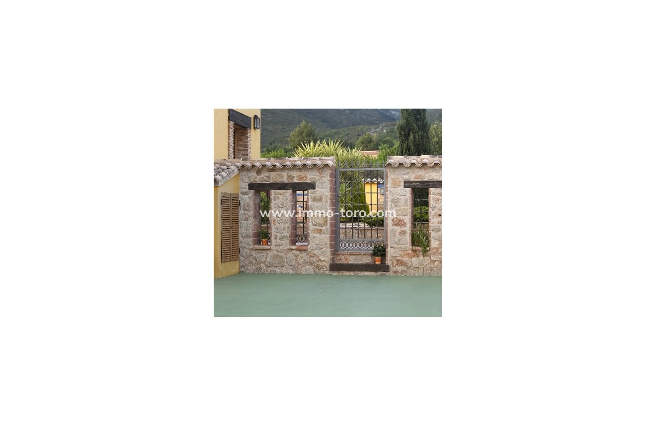 Venta - Villa / Chalet - Jalon - Jalón