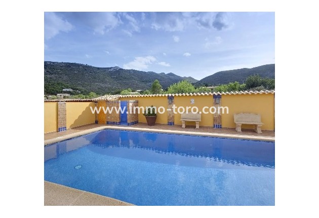 Venta - Villa / Chalet - Jalon - Jalón