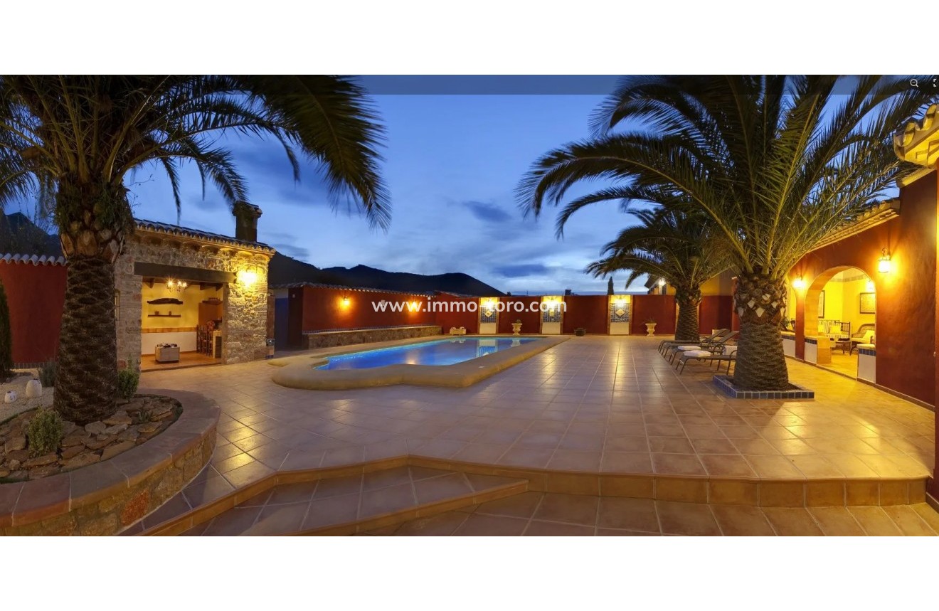 Venta - Villa / Chalet - Jalon - Jalón