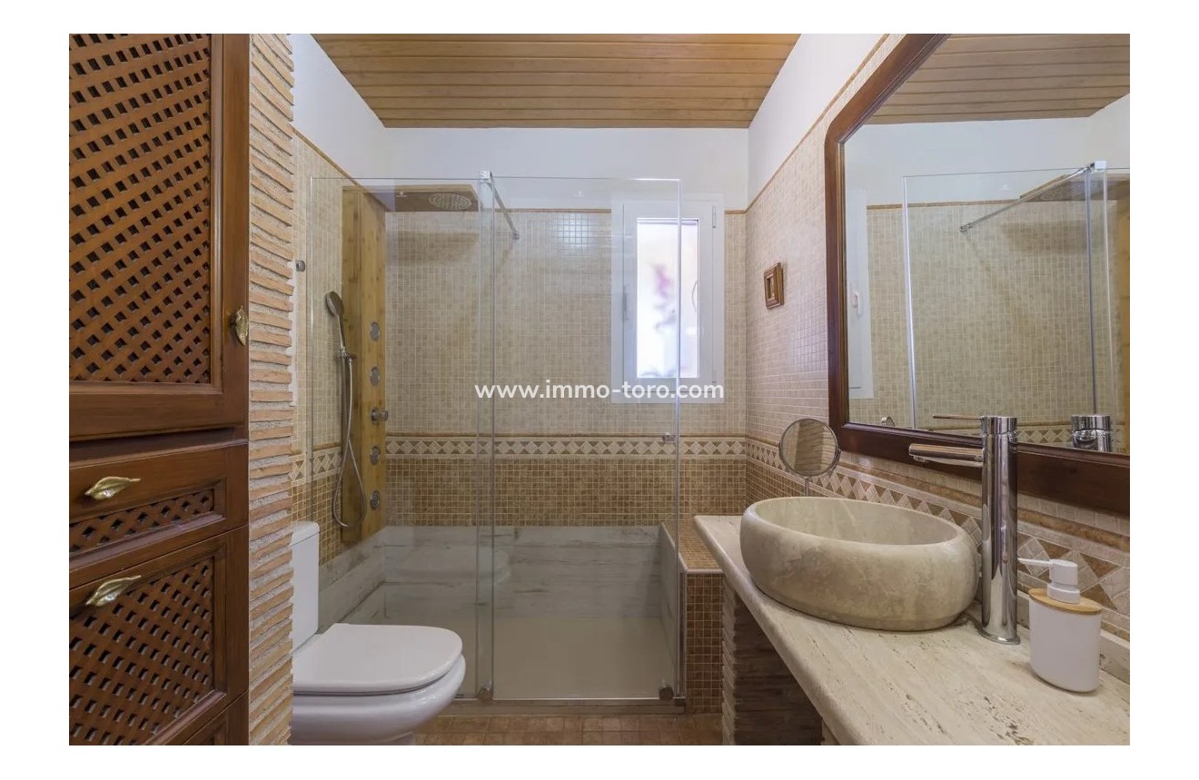 Venta - Villa / Chalet - Jalon - Jalón