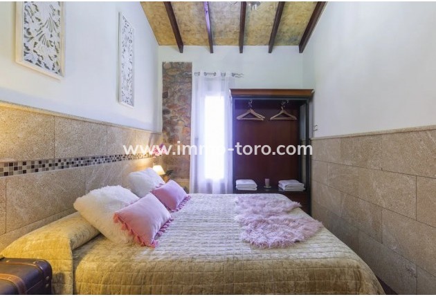 Venta - Villa / Chalet - Jalon - Jalón