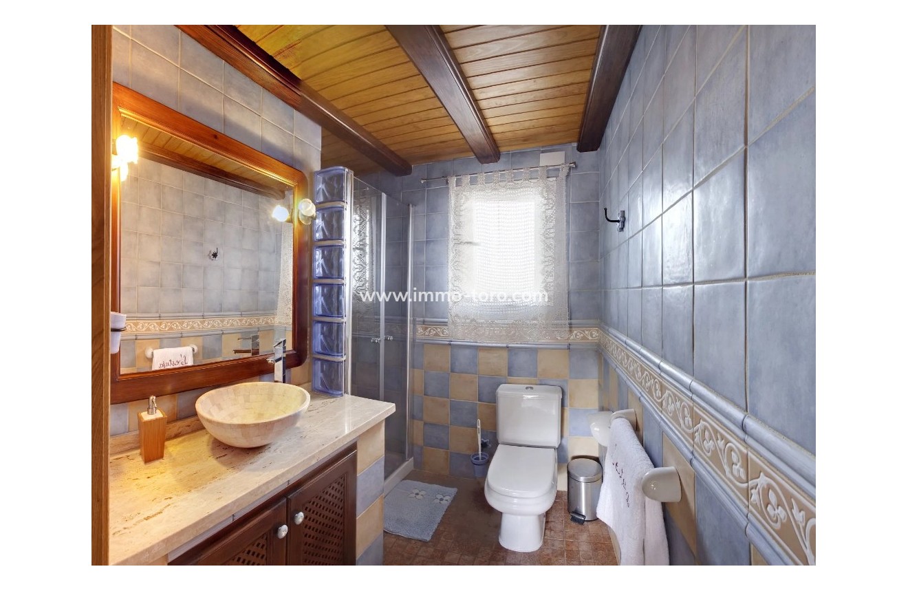 Venta - Villa / Chalet - Jalon - Jalón