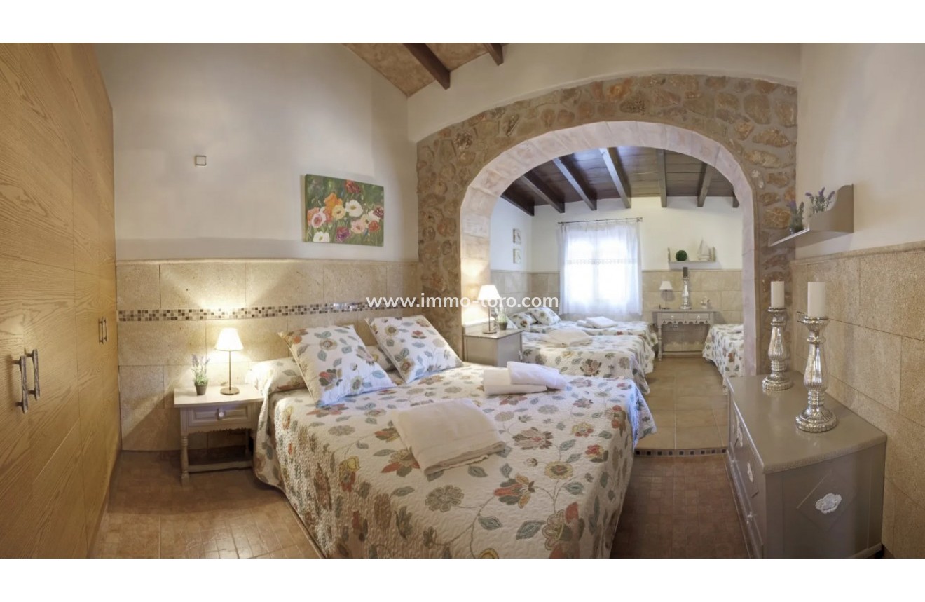 Venta - Villa / Chalet - Jalon - Jalón