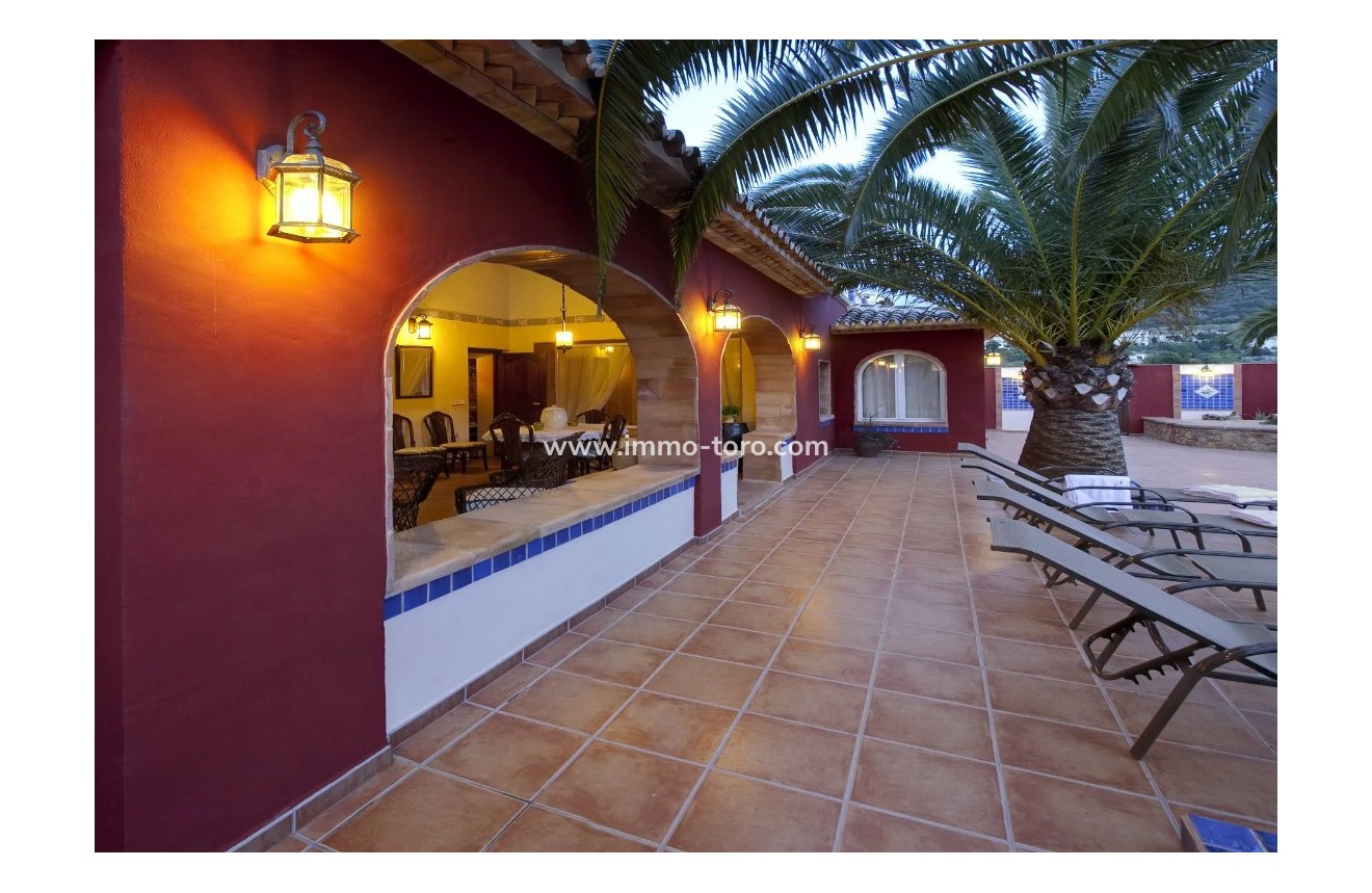 Venta - Villa / Chalet - Jalon - Jalón